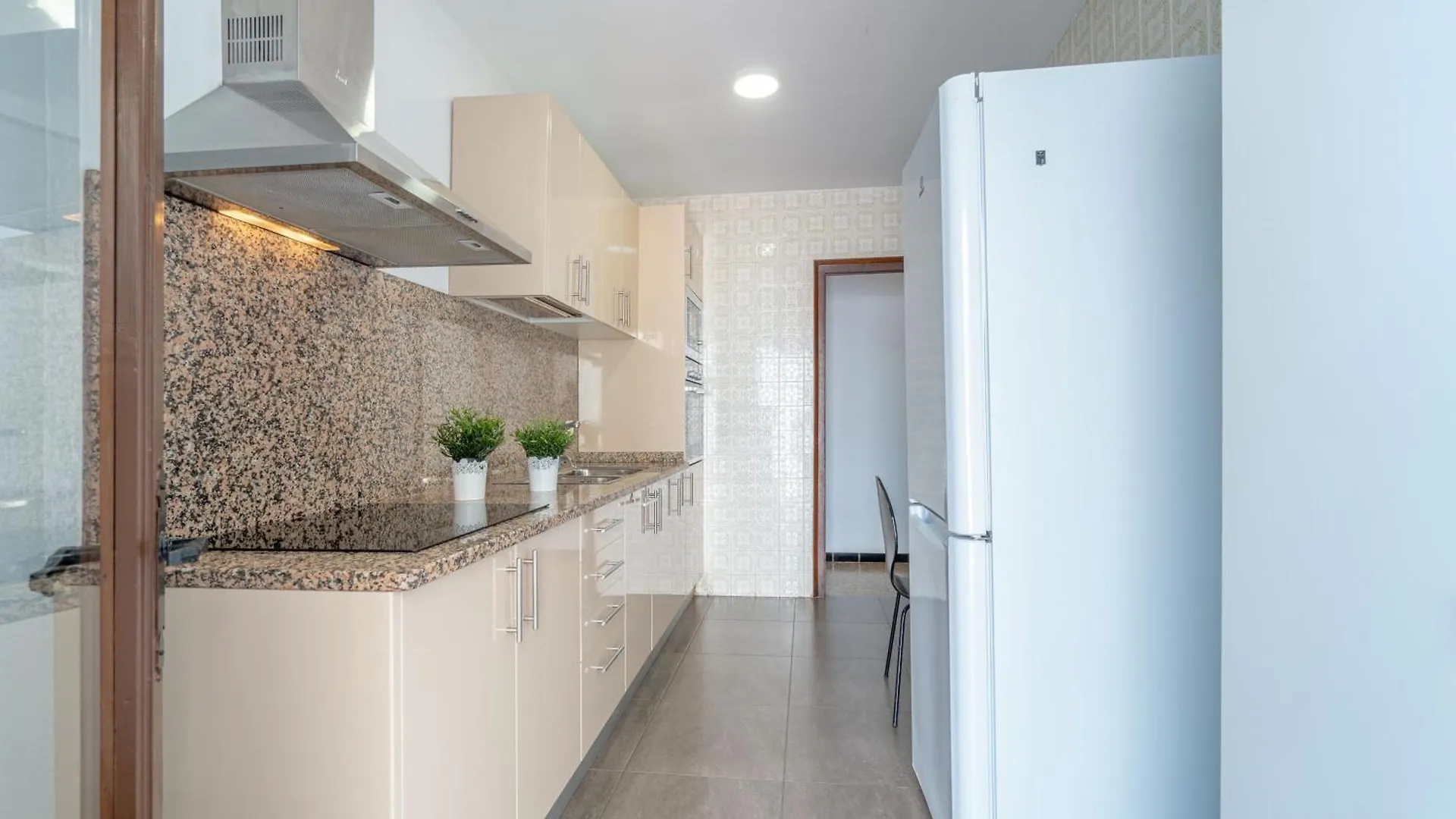 Apart-Rent Casa Con Jardin Pani 0081 Empuriabrava